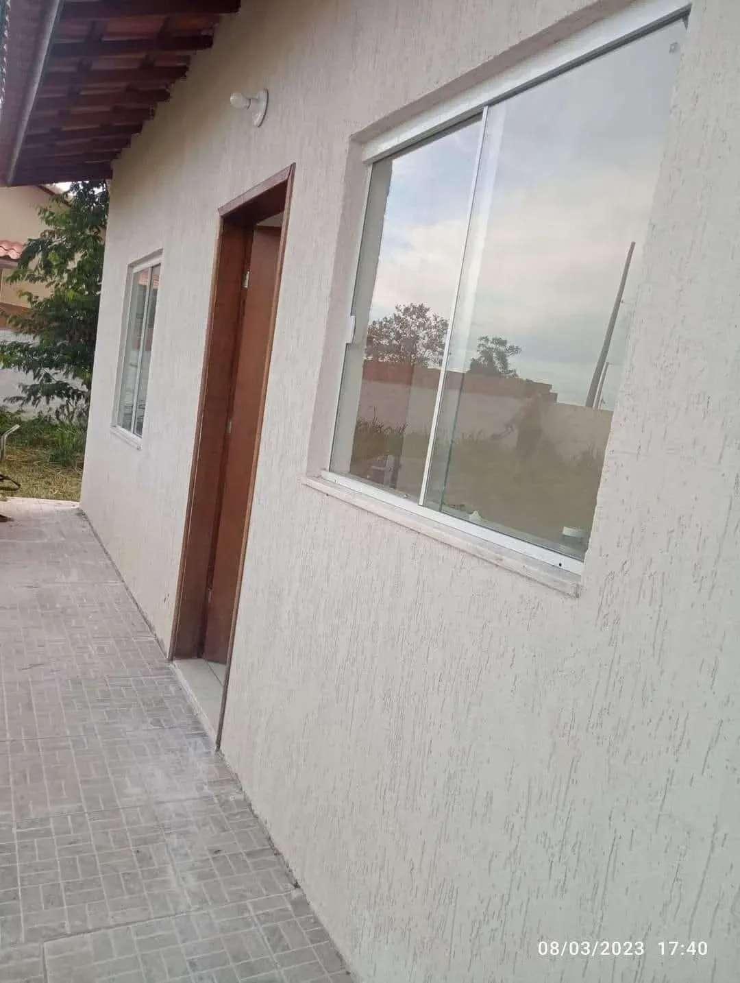 Casa à venda com 2 quartos, 62m² - Jacaroá,Maricá